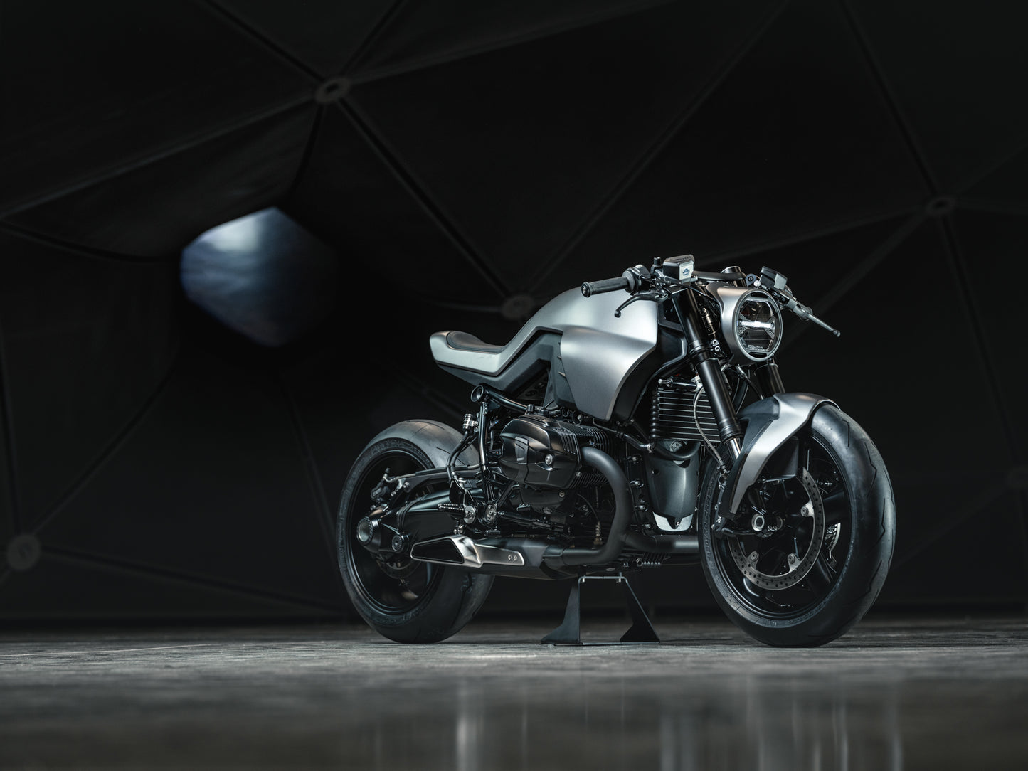 2016 BMW R NineT V15 "TinMan" by Vagabund Moto