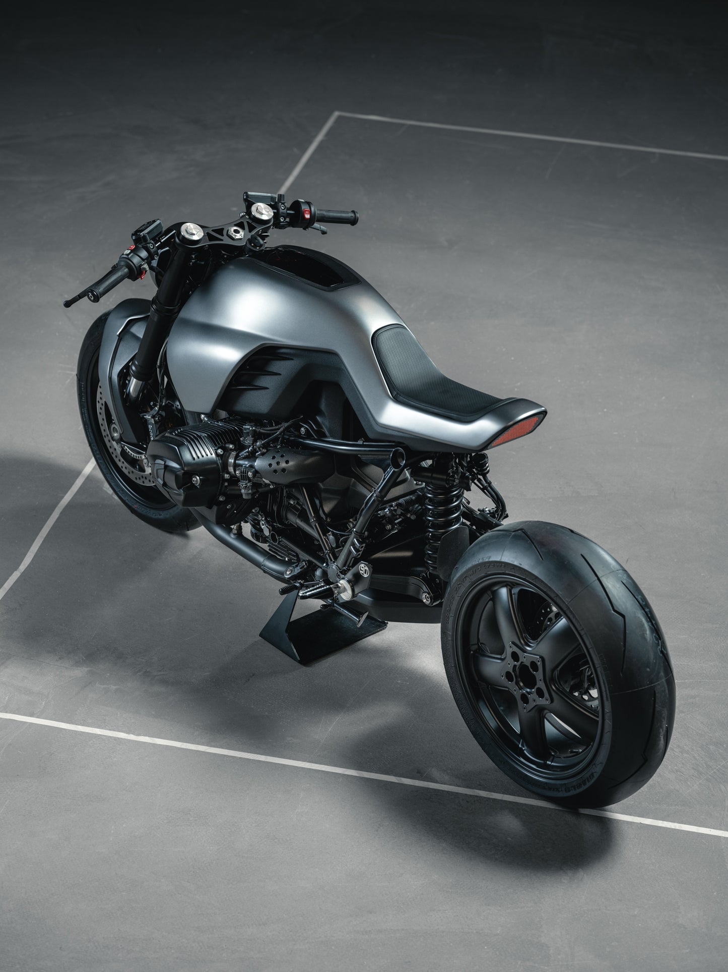 2016 BMW R NineT V15 "TinMan" by Vagabund Moto