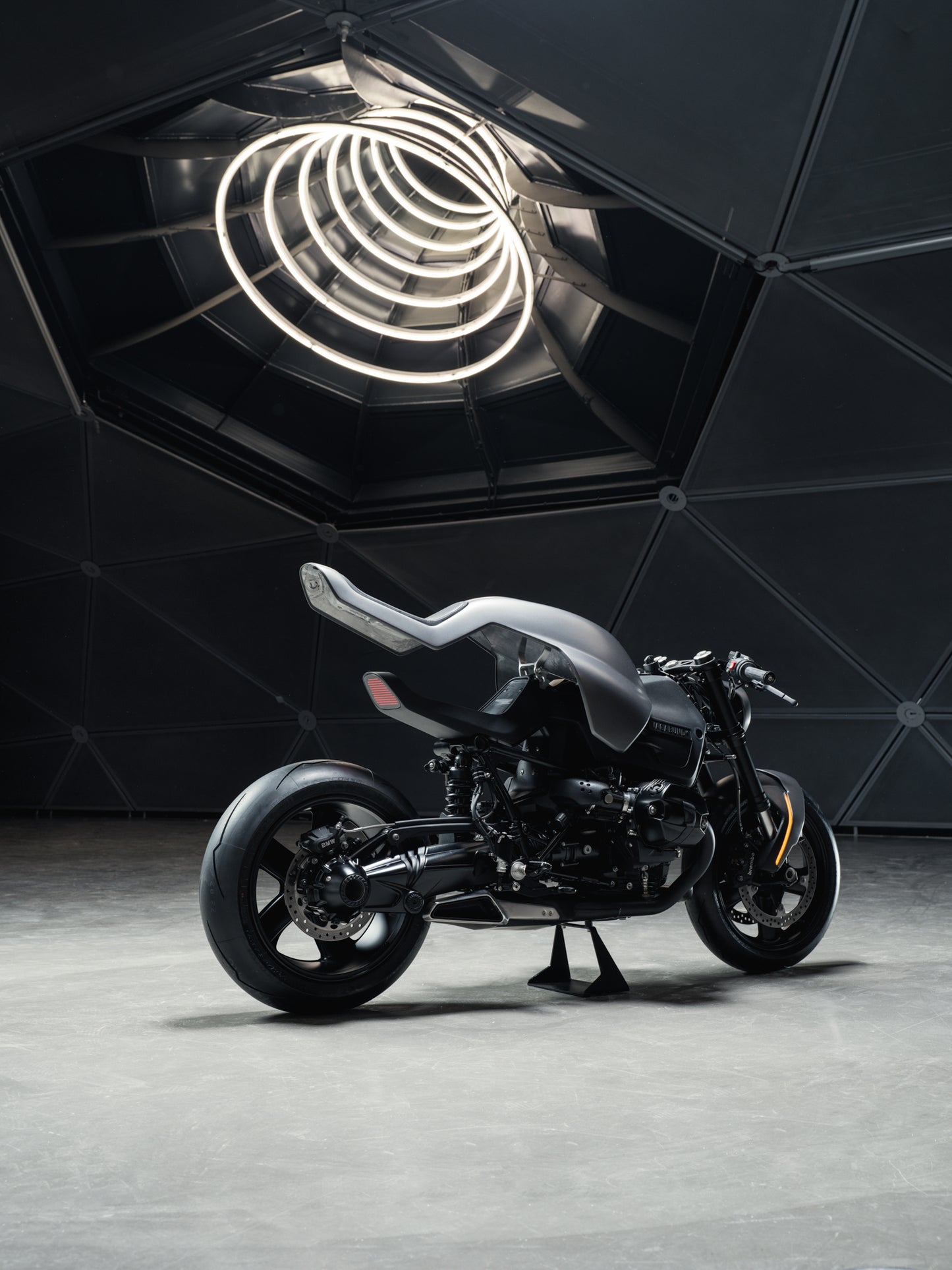 2016 BMW R NineT V15 "TinMan" by Vagabund Moto