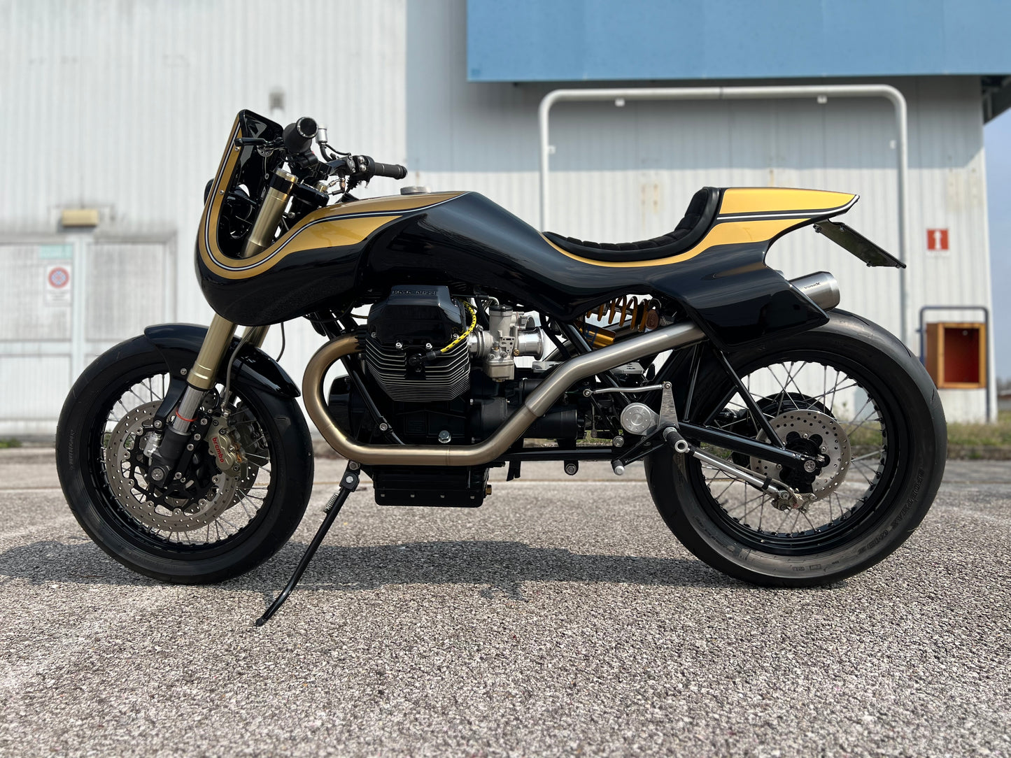 1982 Moto Guzzi LE MANS 3 URBAN RACER By Stile Italiano