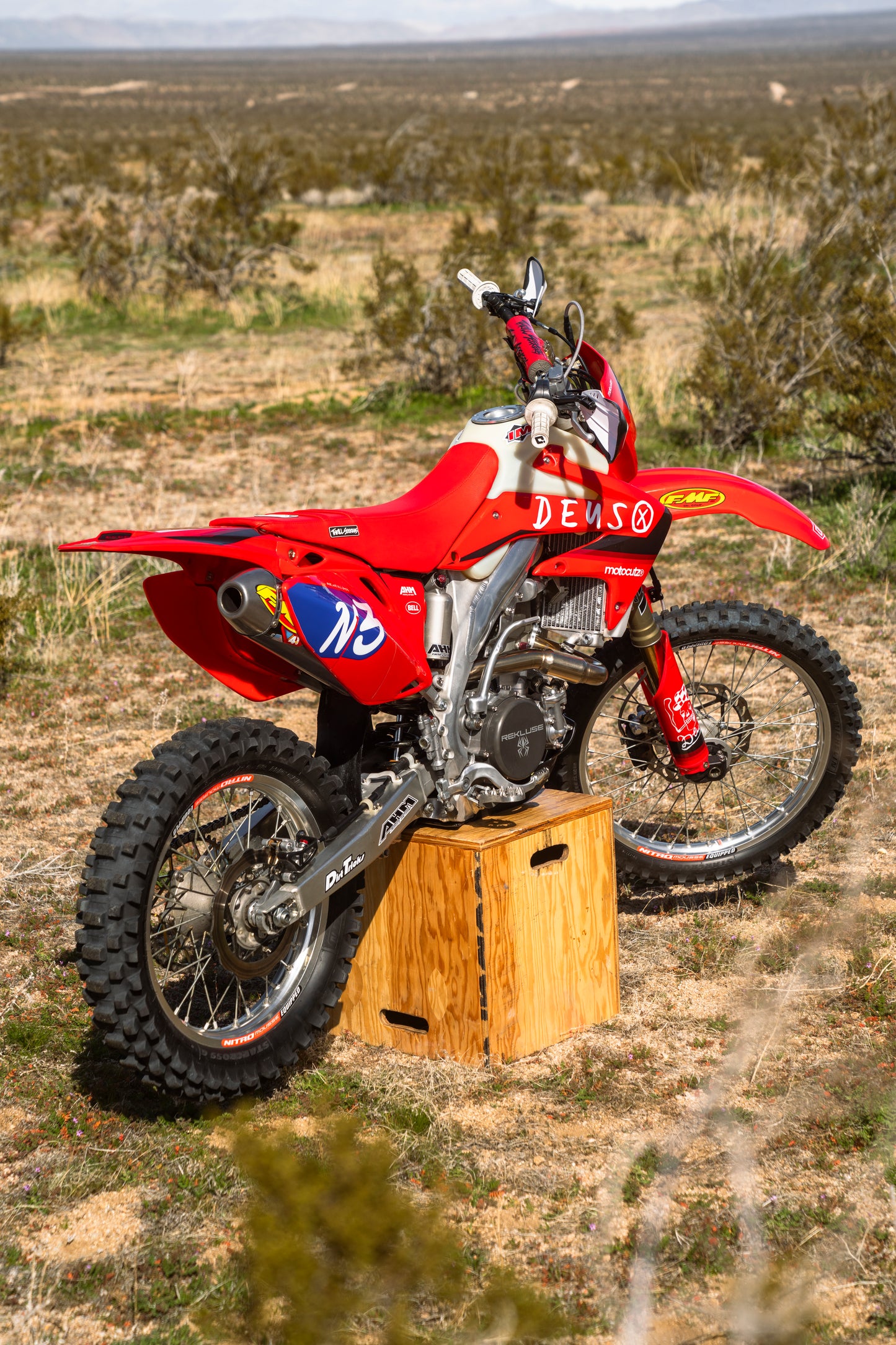 2006 Honda CRF450x  by Deus Ex Machina