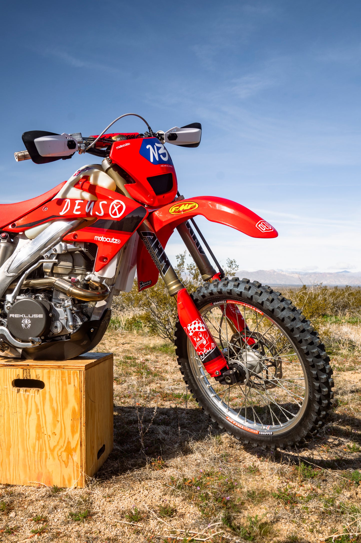 2006 Honda CRF450x  by Deus Ex Machina