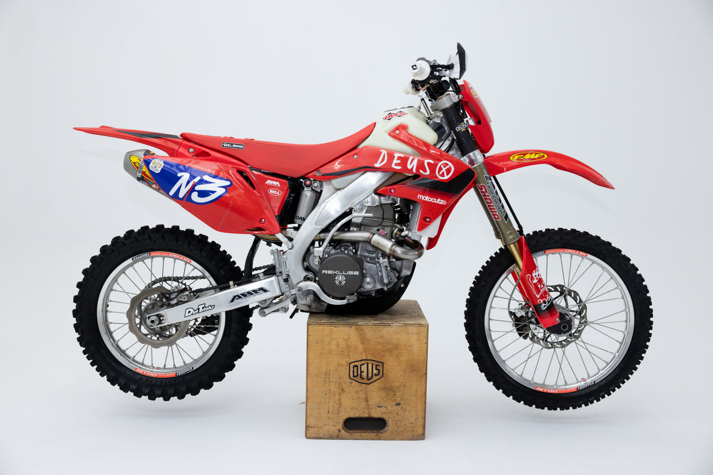 2006 Honda CRF450x  by Deus Ex Machina